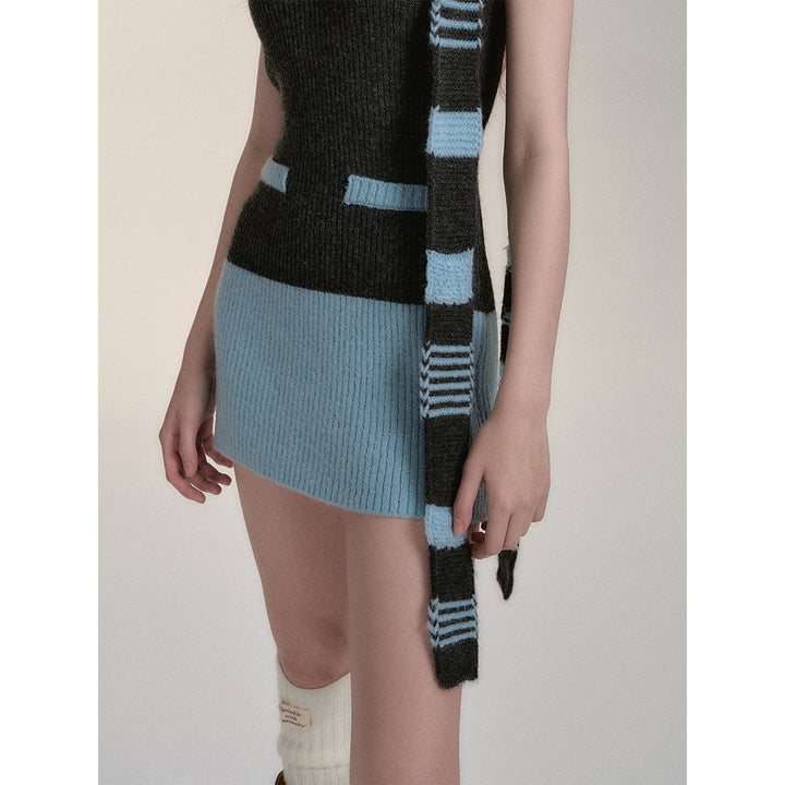 Via Pitti Color Blocked V-neck Knit Vest Dress Dark Gray