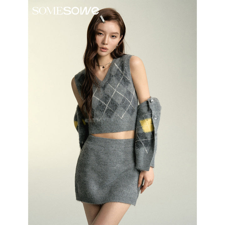 SomeSowe Checkered Woolen Vest - Mores Studio