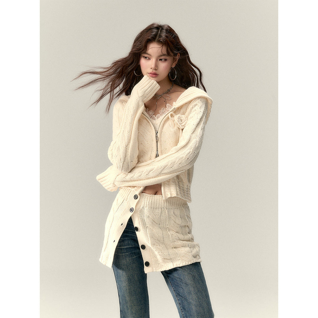 Via Pitti Big Hat Twist Shorts Knit Cardigan Beige