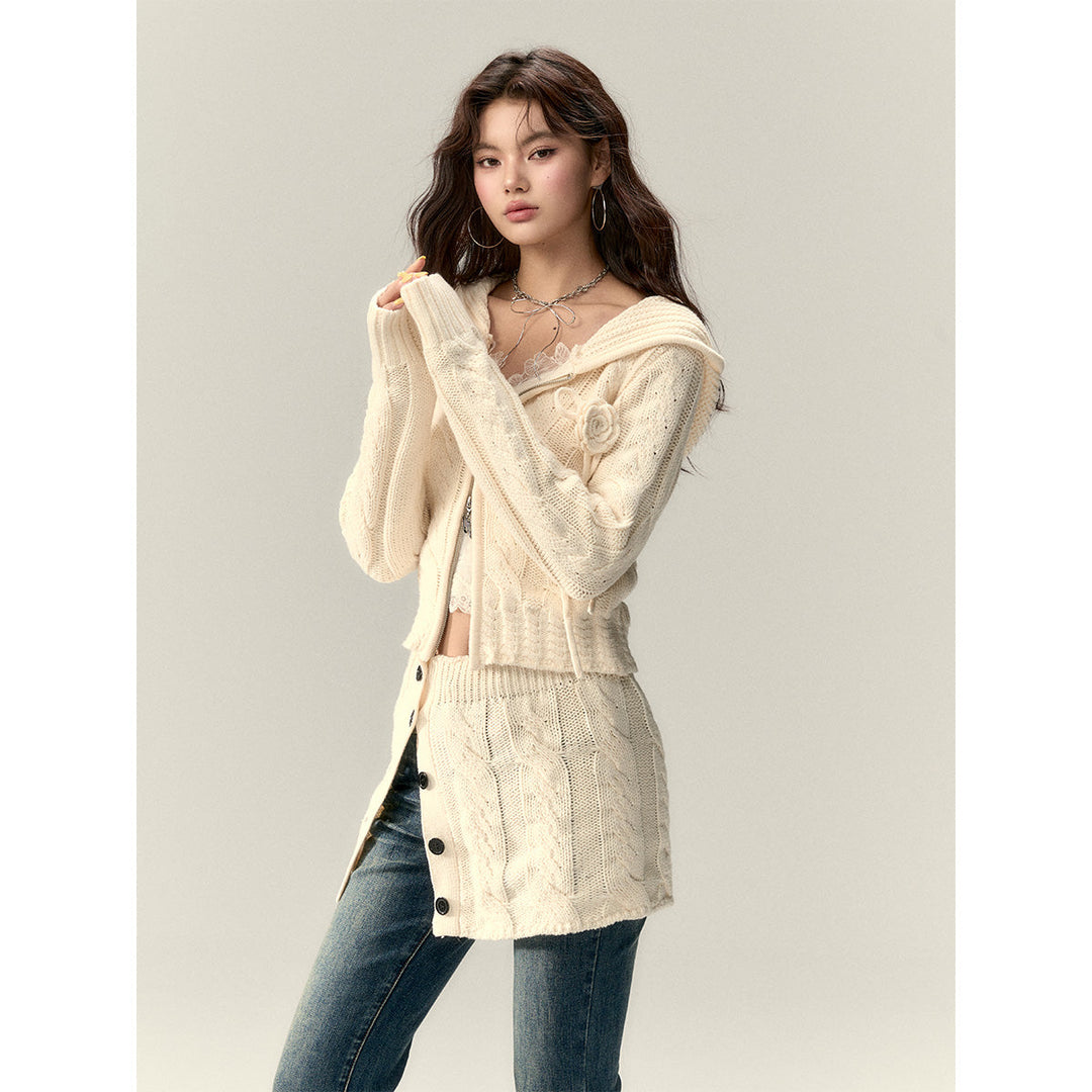 Via Pitti Big Hat Twist Shorts Knit Cardigan Beige