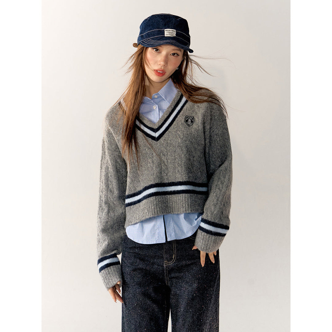 AsGony Contrast Color V-Neck Short Knit Sweater Gray