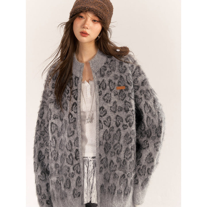 AsGony Blended Woolen Retro Leopard Knit Cardigan Gray